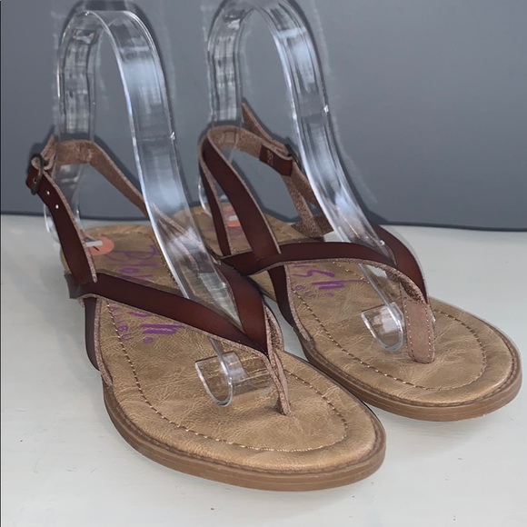 Blowfish Brown Faux Leather Strap Sandals 10 F8 | Leather strap sandals, Strap sandals, Leather